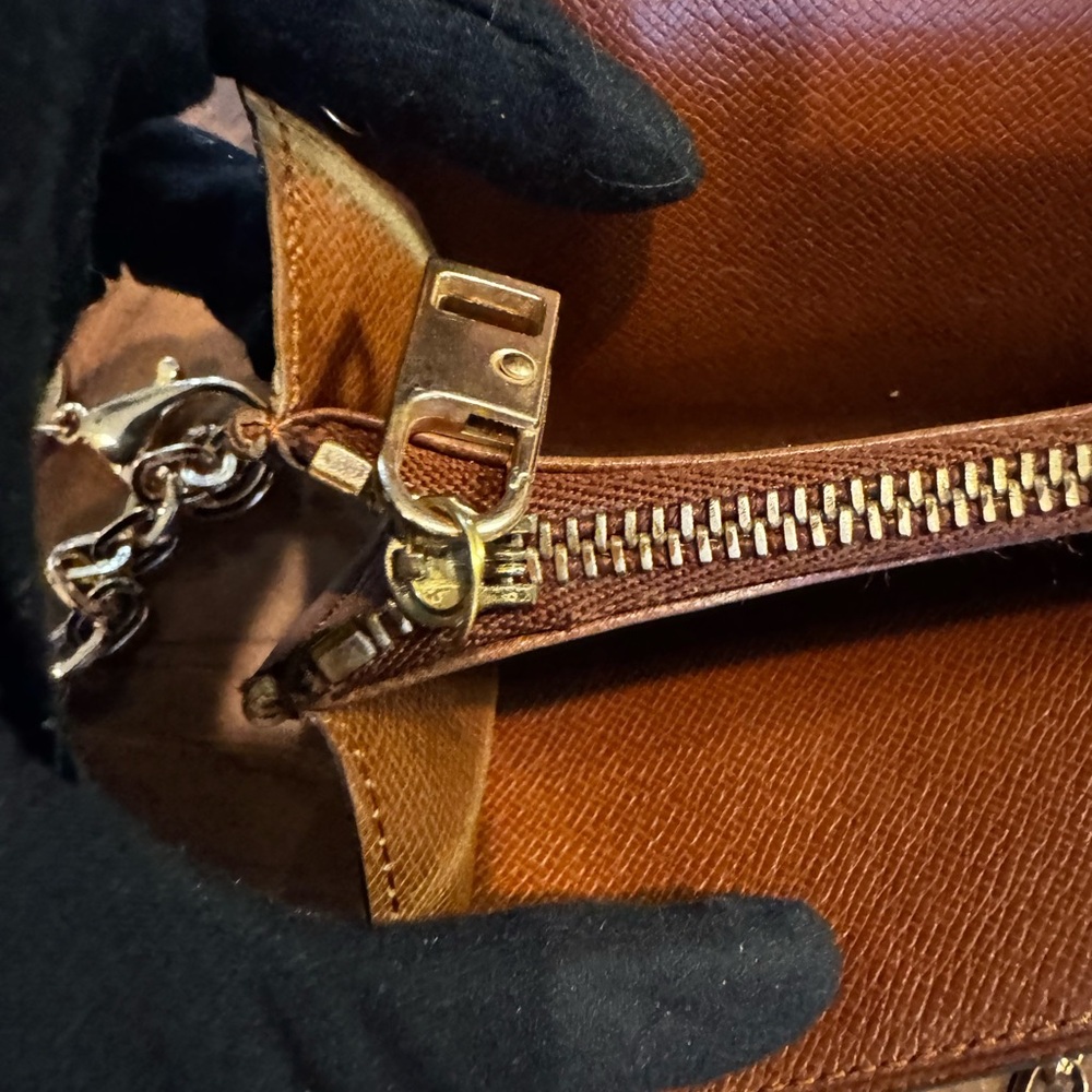 Louis Vuitton monogram long Sarah wallet converted to Crossbody vintage - Picture 9 of 15